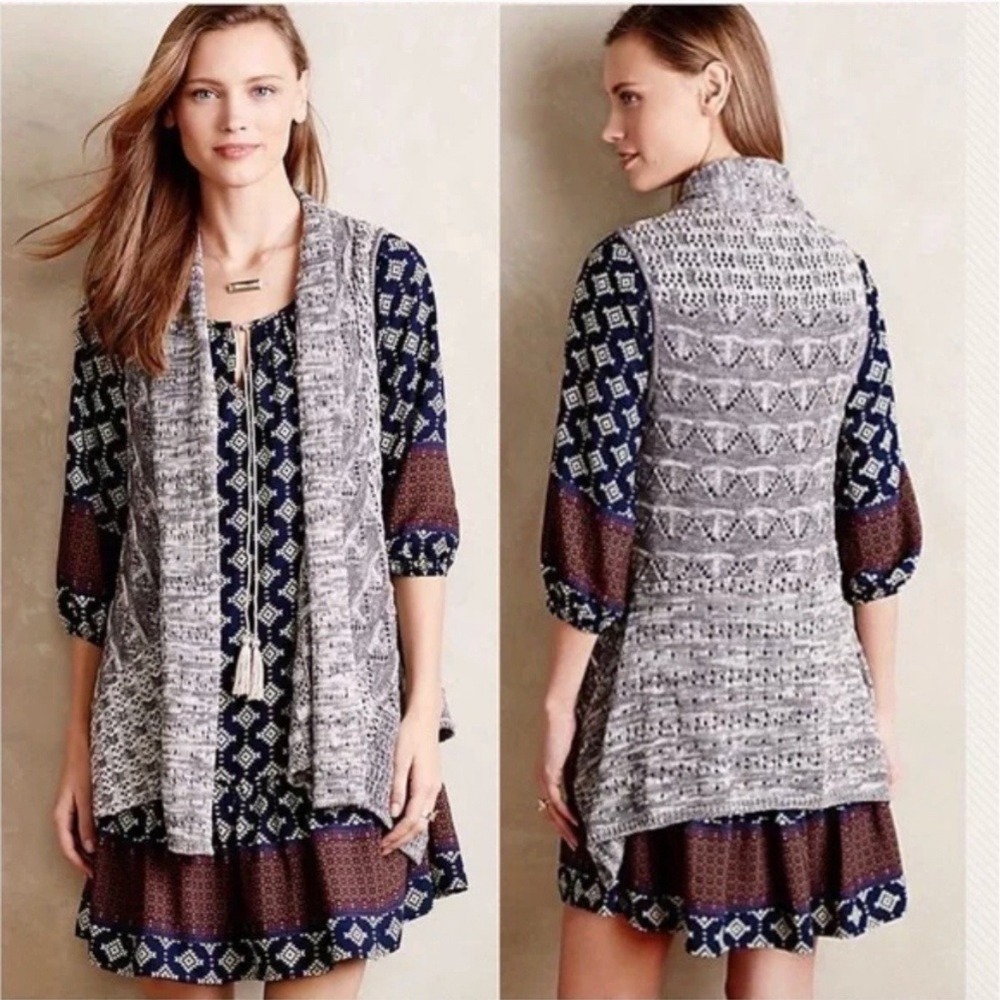 Anthropologie Moth Knit Lavena Pointelle Sleeveless Cardigan XS S open vest gray